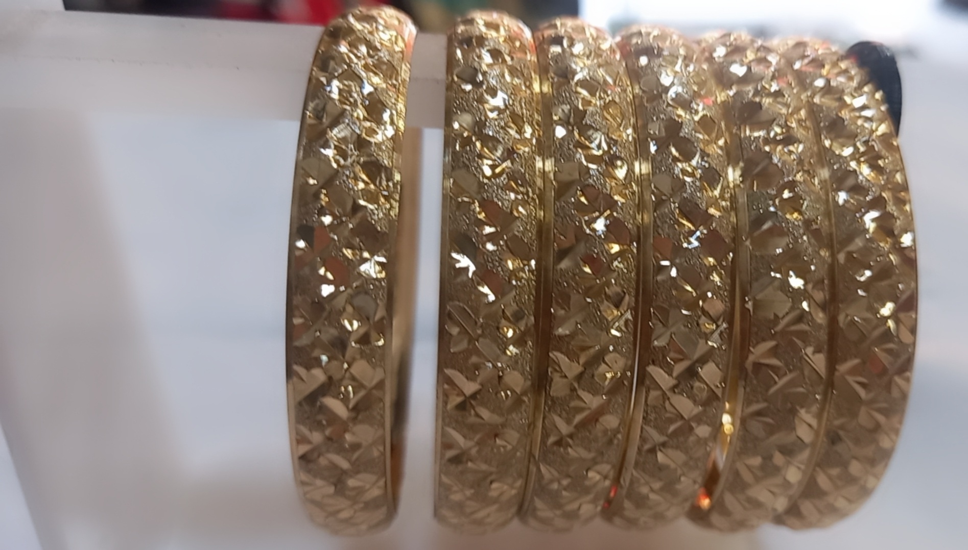 النگو طلا روس پهن۱سانتی