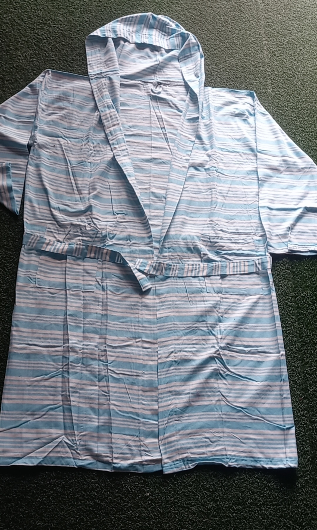 حوله تن پوش یزدی.ML.xL.XXL(لطفا قبل تایید نهایی جهت اطلاع از موجودی با شماره۰۹۲۱۴۶۰۷۴۲۲ تماس بگیرید)