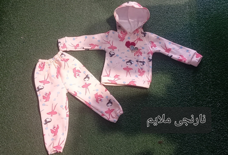 ست هودی وشلوار توکرکی دخترانه چاپ دار۳۵-۴۰-۴۵-۵۰(لطفا قبل تایید نهایی عکس محصول رو توروبیکا یا ایتا به شماره۰۹۲۱۴۶۰۷۴۲۲ بفرسید استعلامموجودی بگیرید)